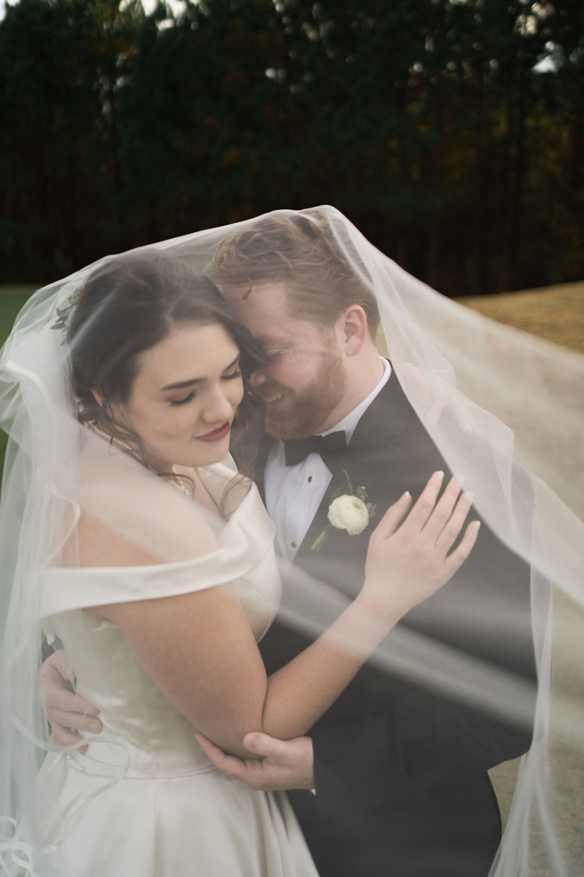 Skyline Events and Socials Wedding Veil Photo Ideas