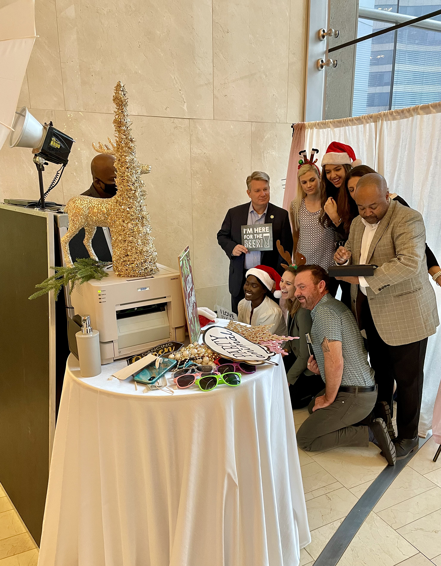 Skyline Events and Socials Holiday Photo Booth